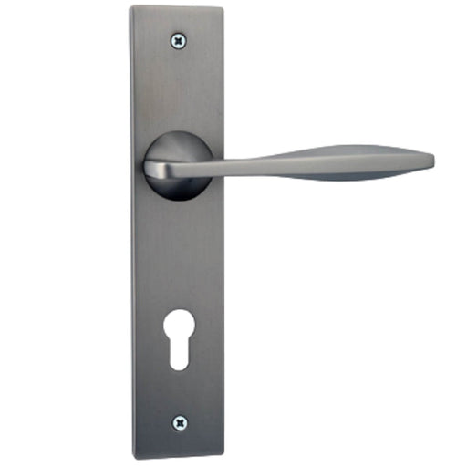 Uken Lever Handle With Plate - Classic UI-103